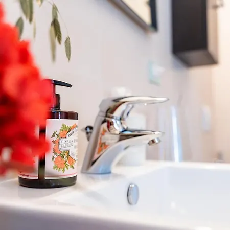 アパート Delle Scienze 11 フェラーラ